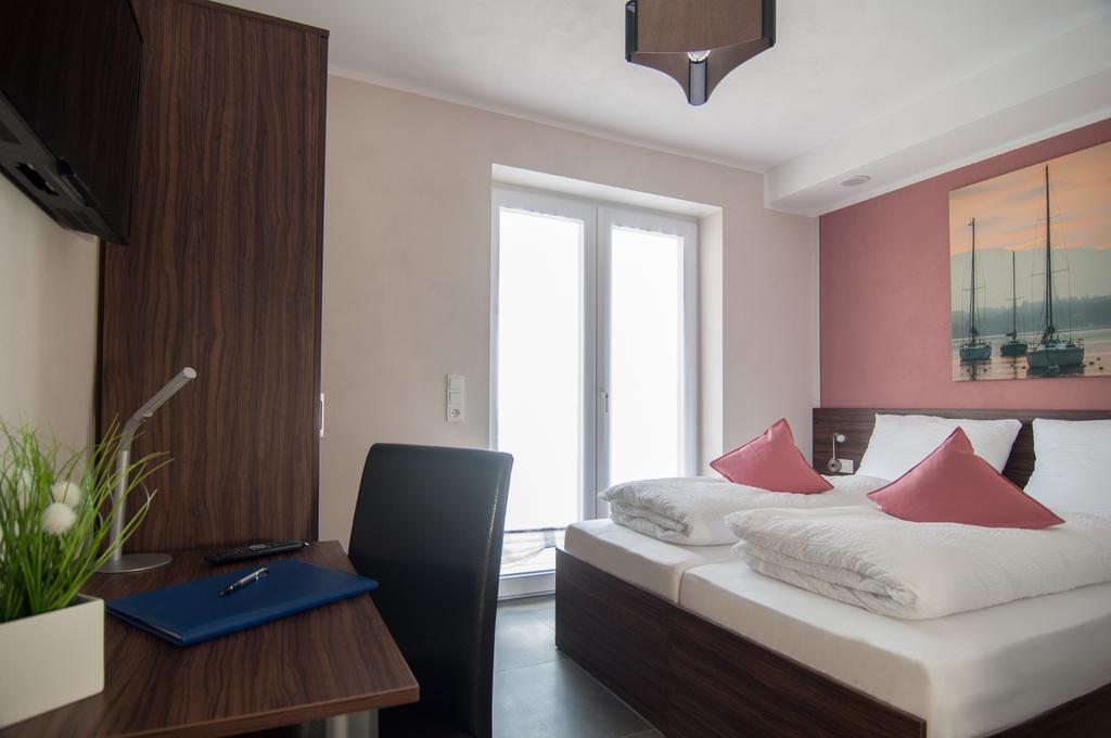 Komfortable Apartment-Wohnung 풀다 외부 사진