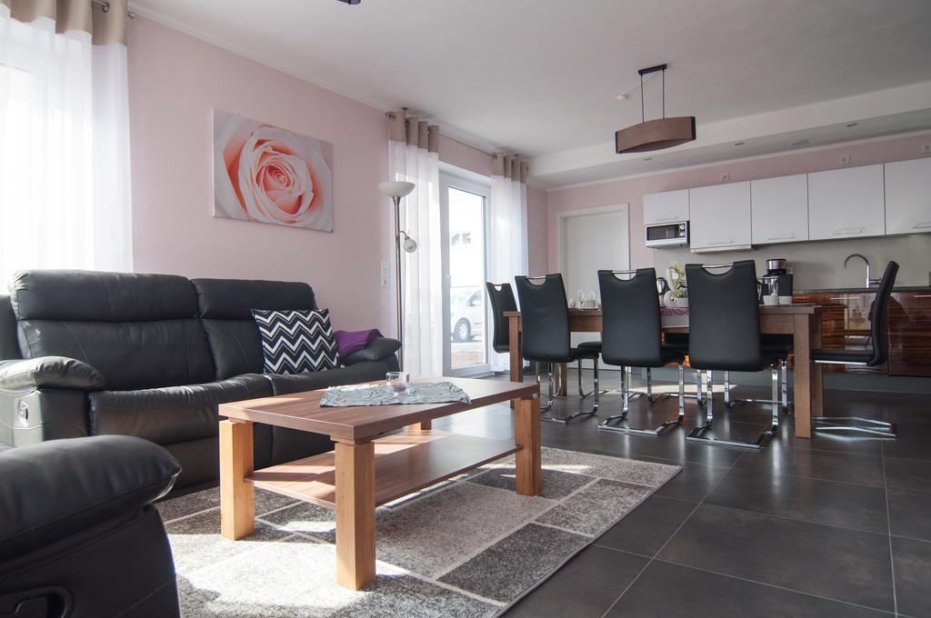 Komfortable Apartment-Wohnung 풀다 외부 사진